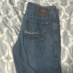 Traditional relaxed bootcut Ariat jeans 32x30